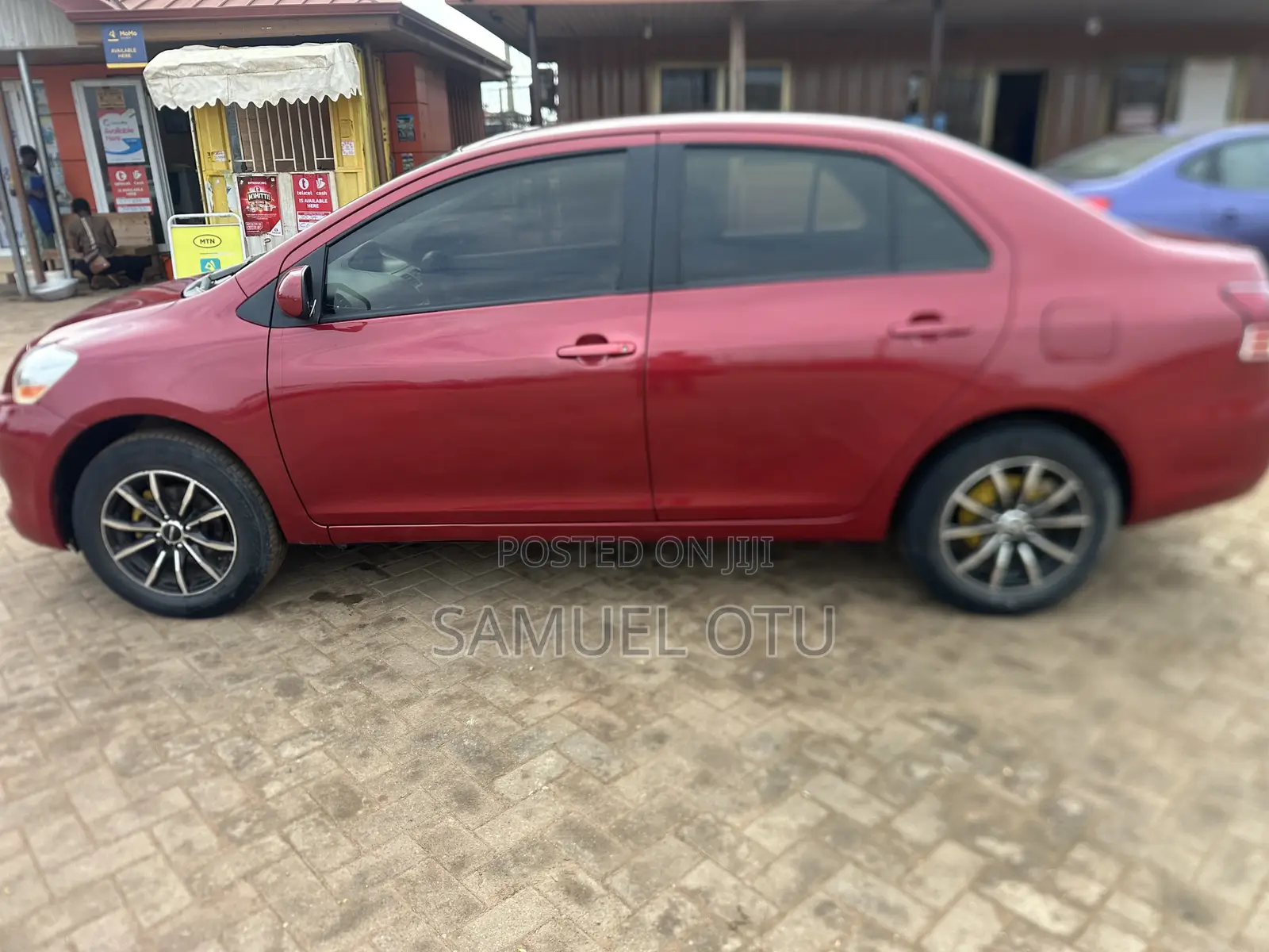 Toyota Yaris 2012 Red