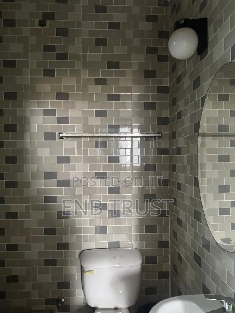 3bdrm Apartment in Dome, Parakuo Estate for rent