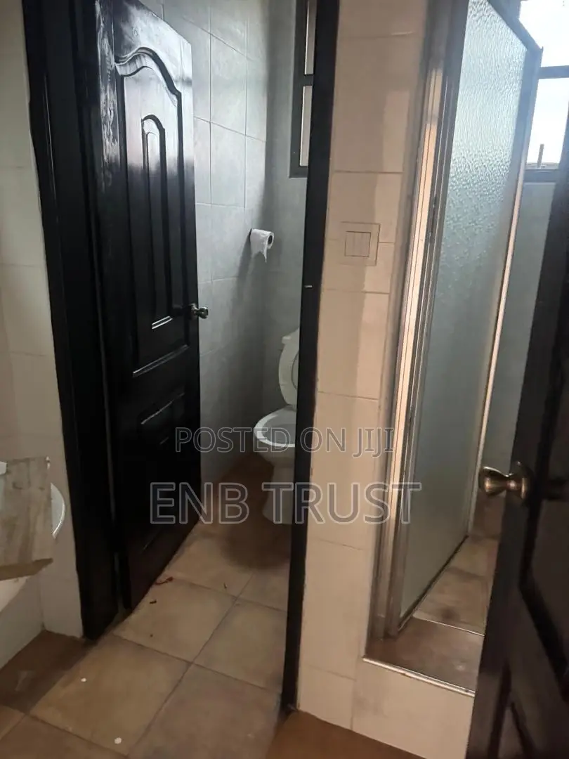 3bdrm Apartment in Dome, Parakuo Estate for rent