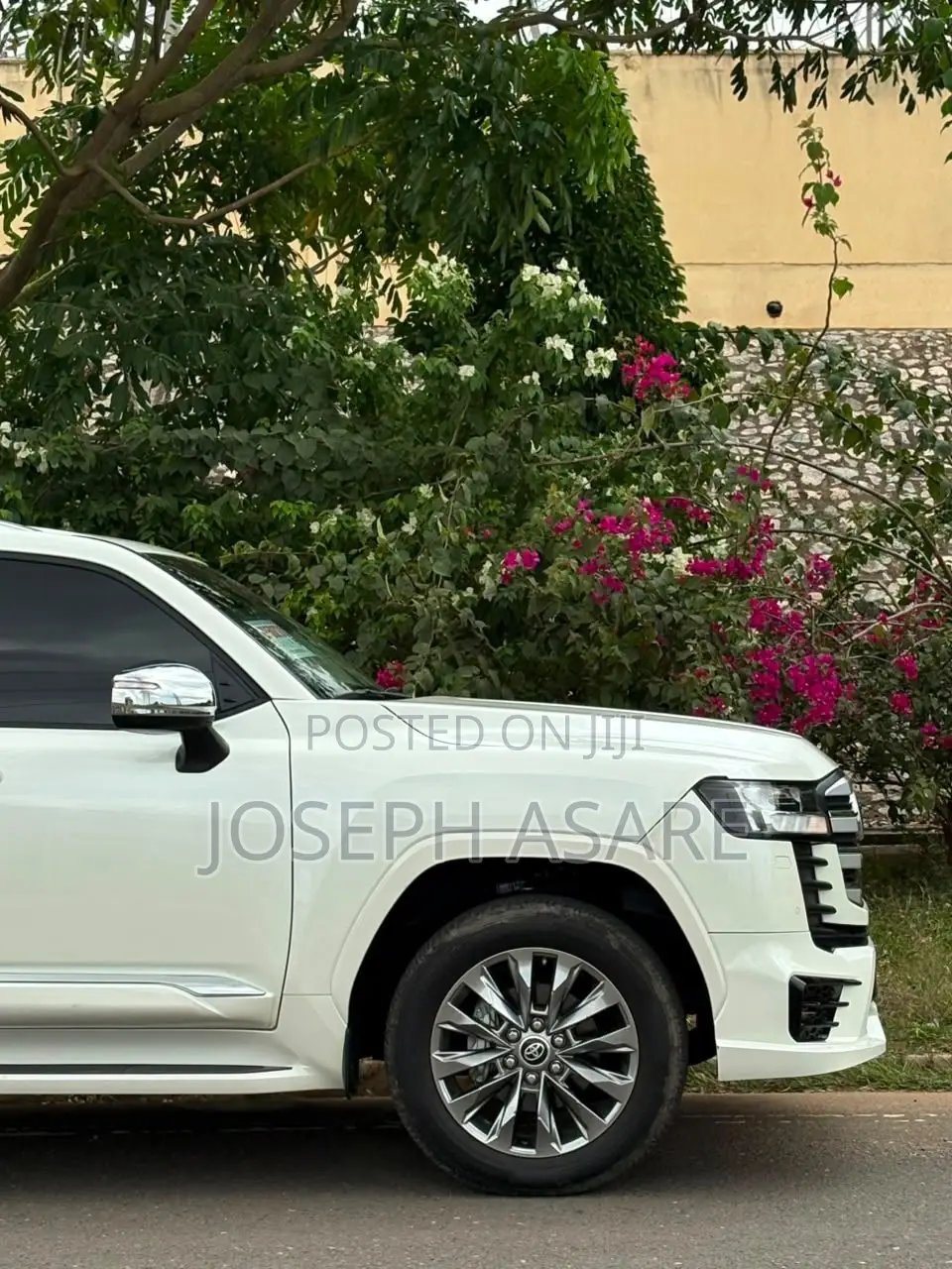 Toyota Land Cruiser 2024 White