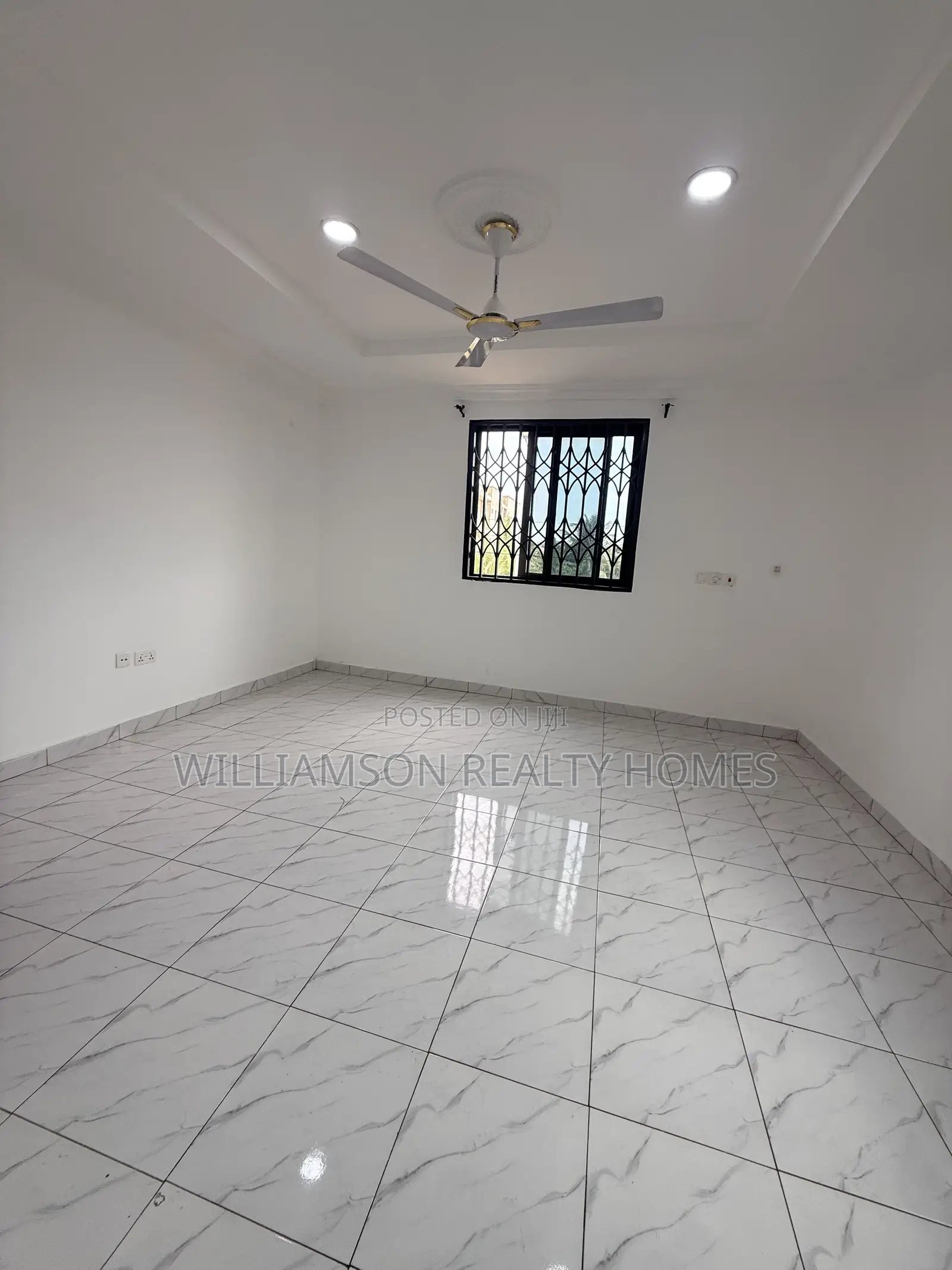 2bdrm Apartment in Community 18 Area, Spintex for rent