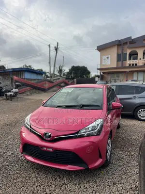 Toyota Vitz 1.3 AWD 3dr 2015 Pink