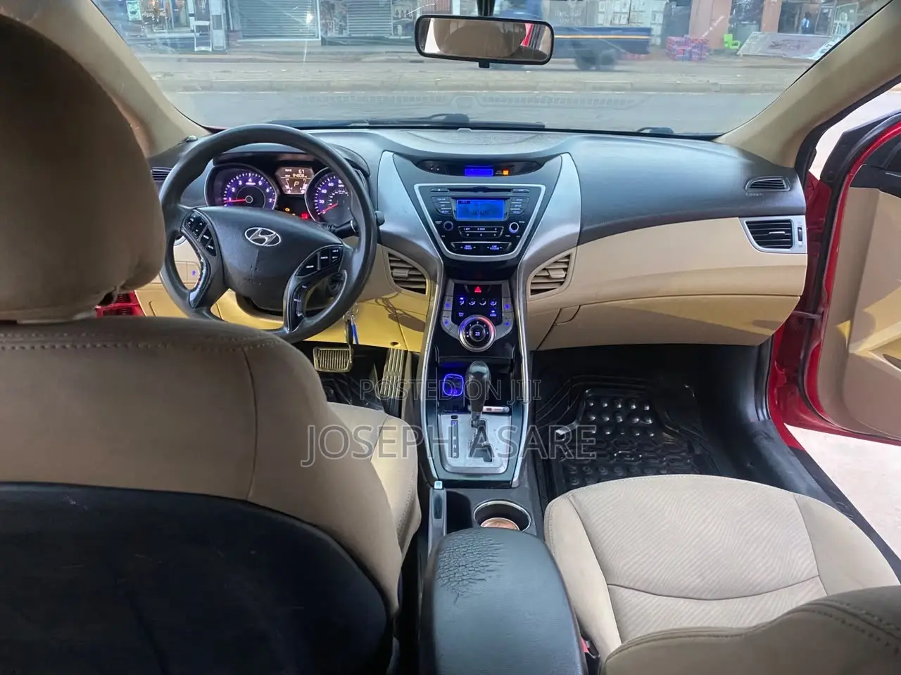 Hyundai Elantra 2014 Red