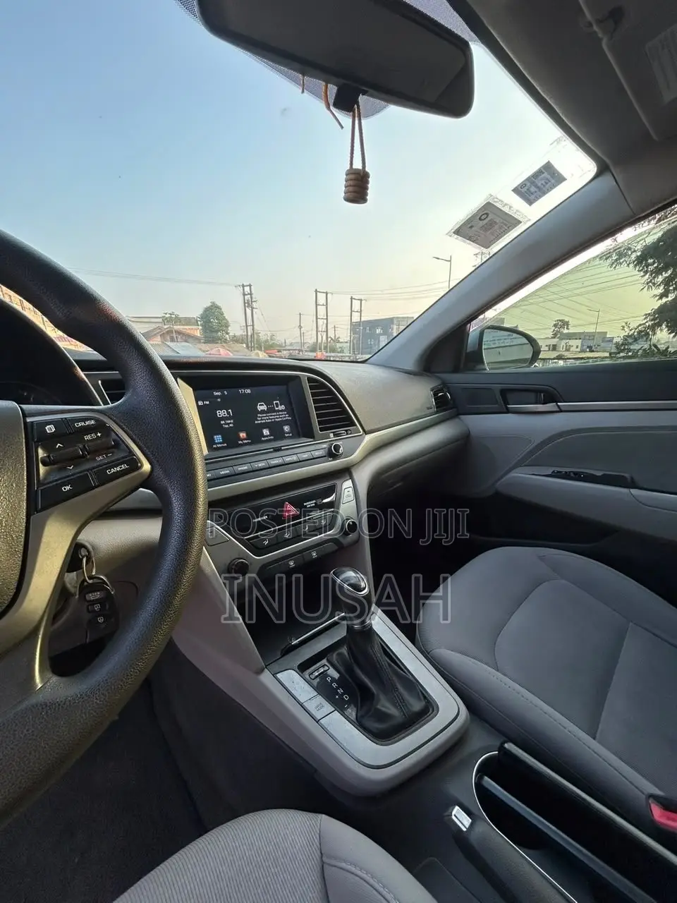 Hyundai Elantra SE Sedan FWD (1.8L 4cyl 6M) 2016 Gray