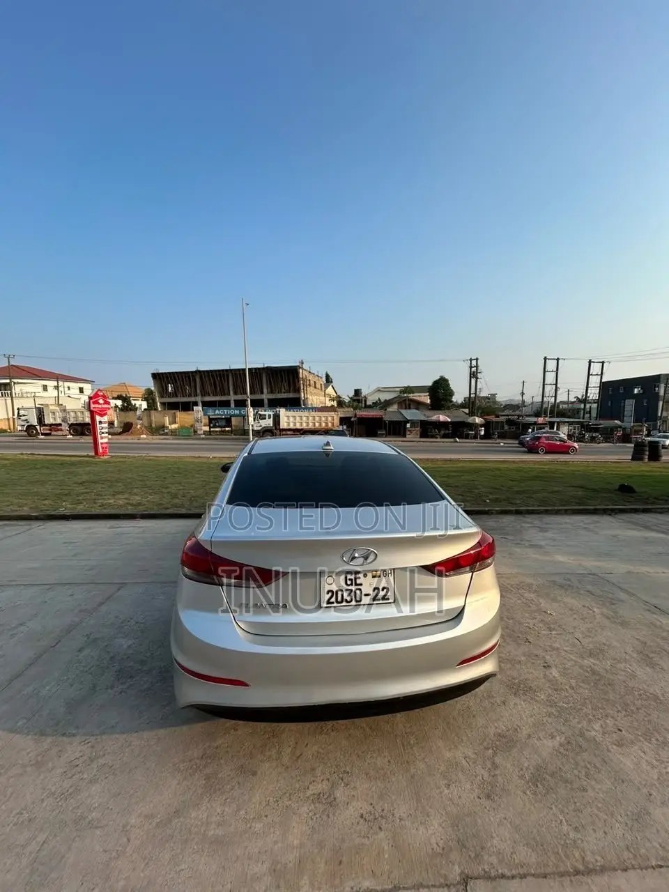 Hyundai Elantra SE Sedan FWD (1.8L 4cyl 6M) 2016 Gray