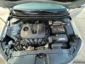 Hyundai Elantra SE Sedan FWD (1.8L 4cyl 6M) 2016 Gray