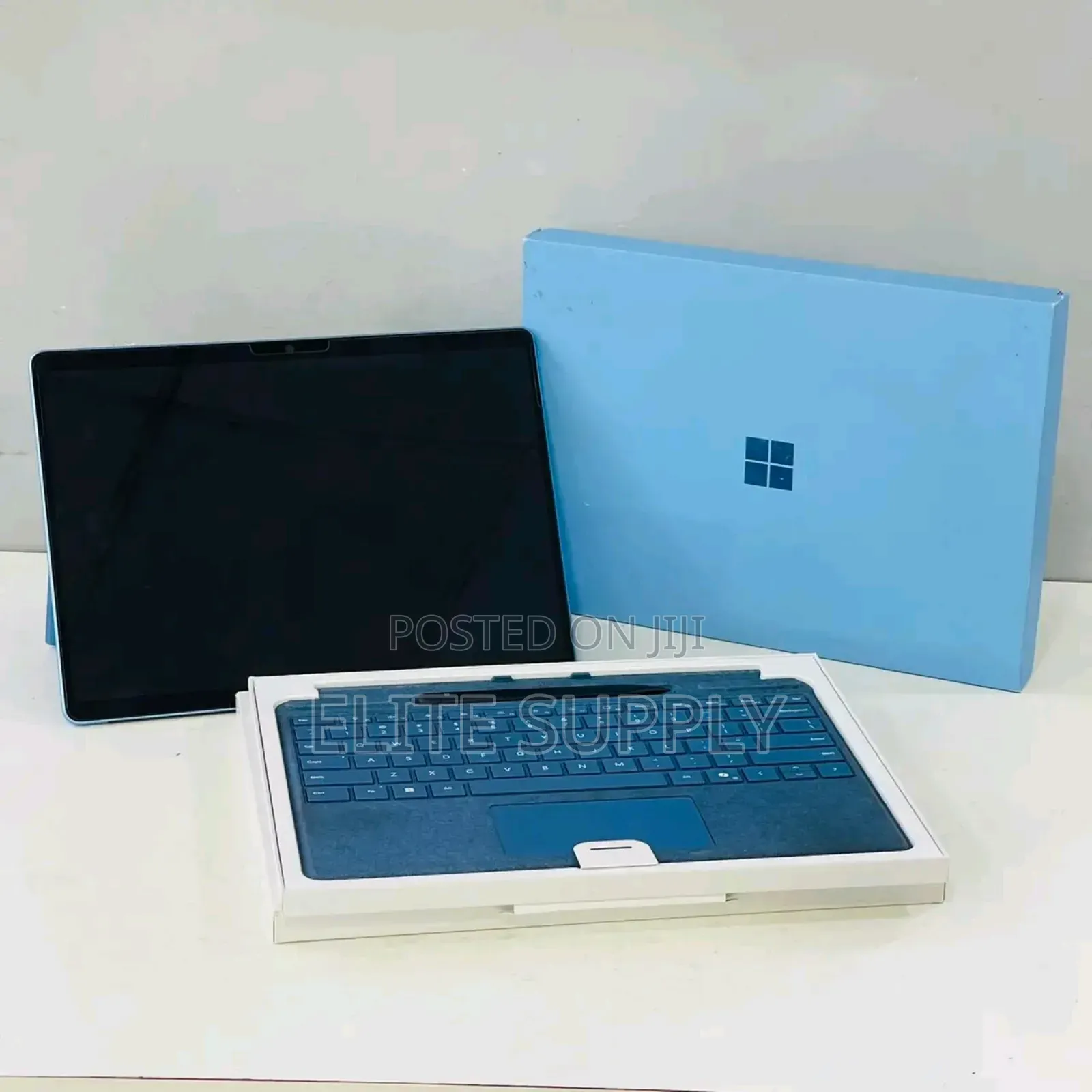 New Microsoft Surface Pro 512 GB Blue