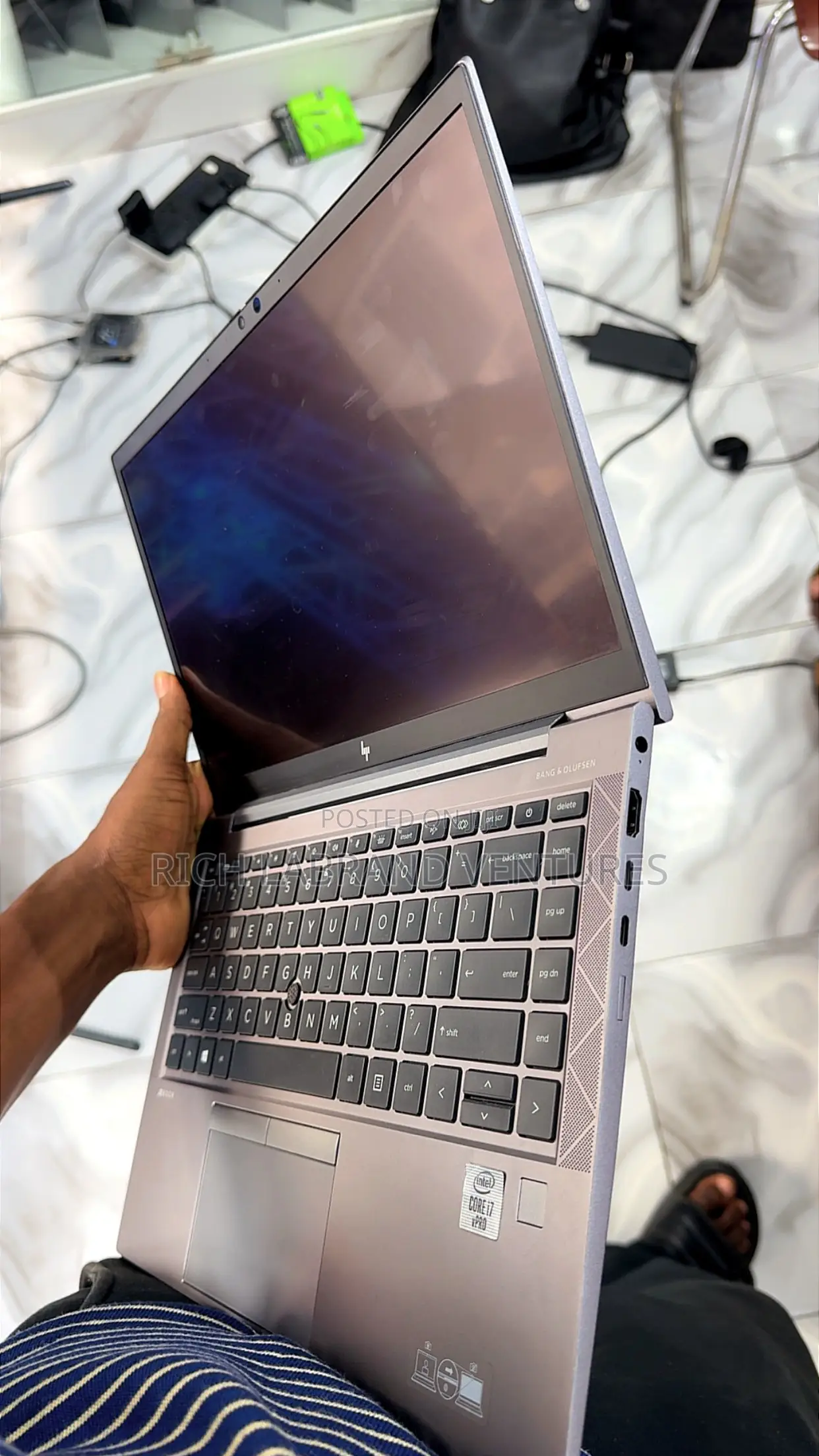 Laptop HP ZBook Firefly 14 G7 8GB Intel Core i7 SSD 256GB