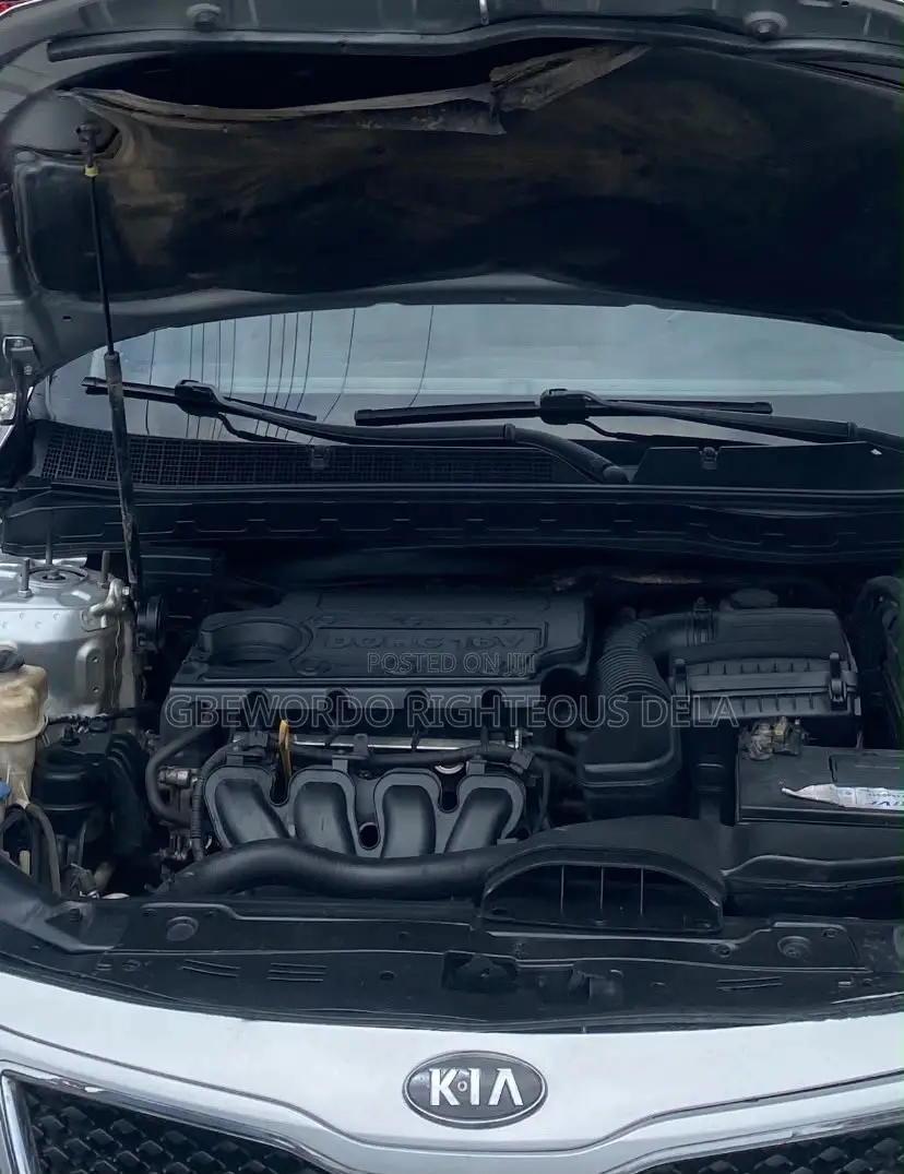 Kia K5 2.0 MPI 2011 Silver