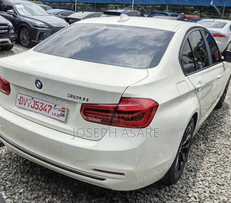BMW 328i 2016 White