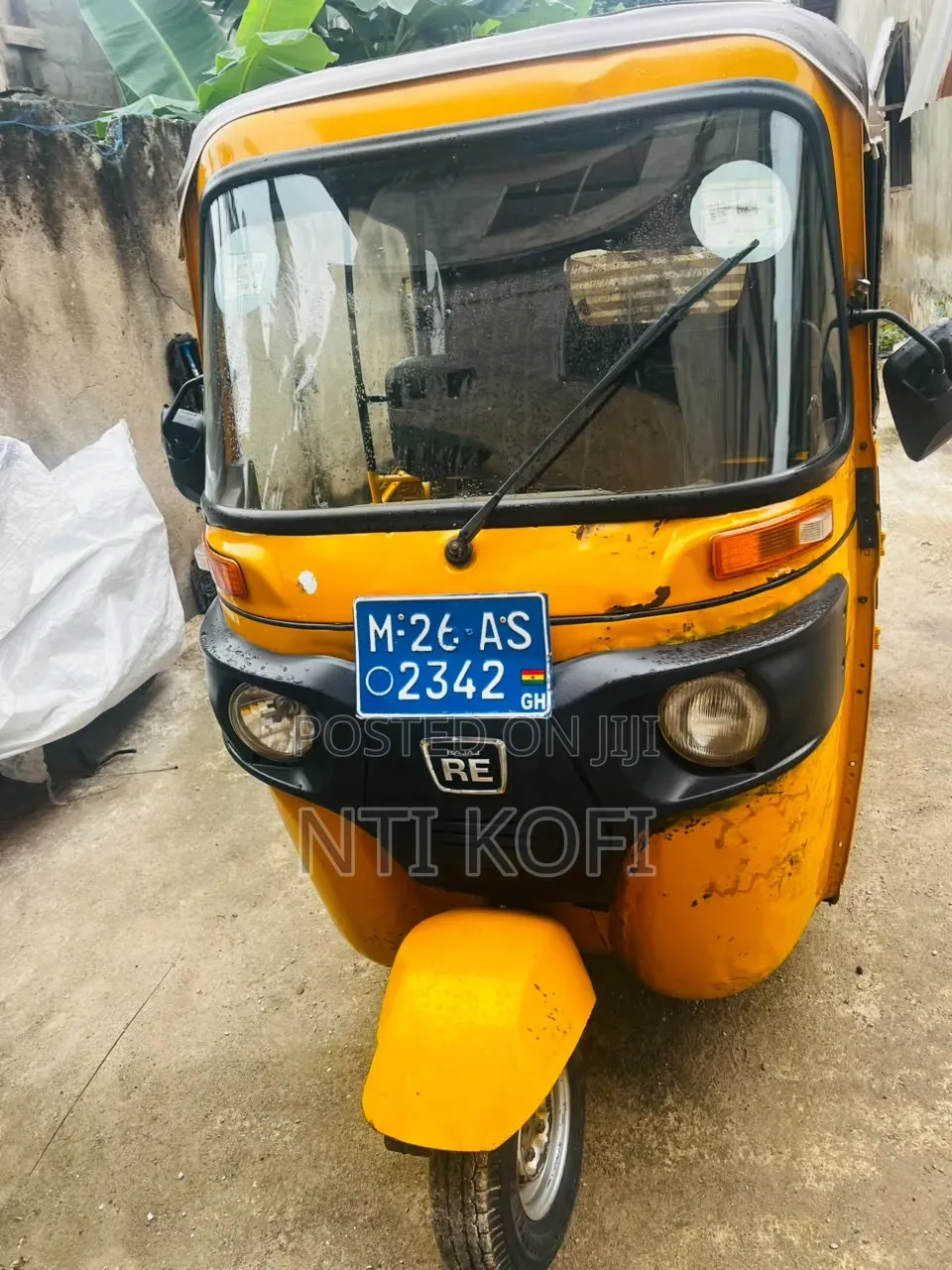 Bajaj RE 2026 Yellow