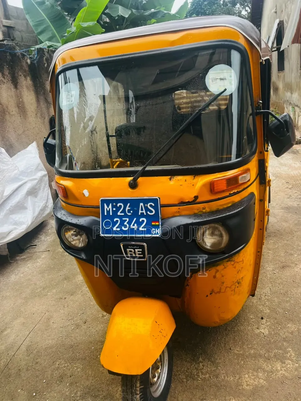 Bajaj RE 2026 Yellow