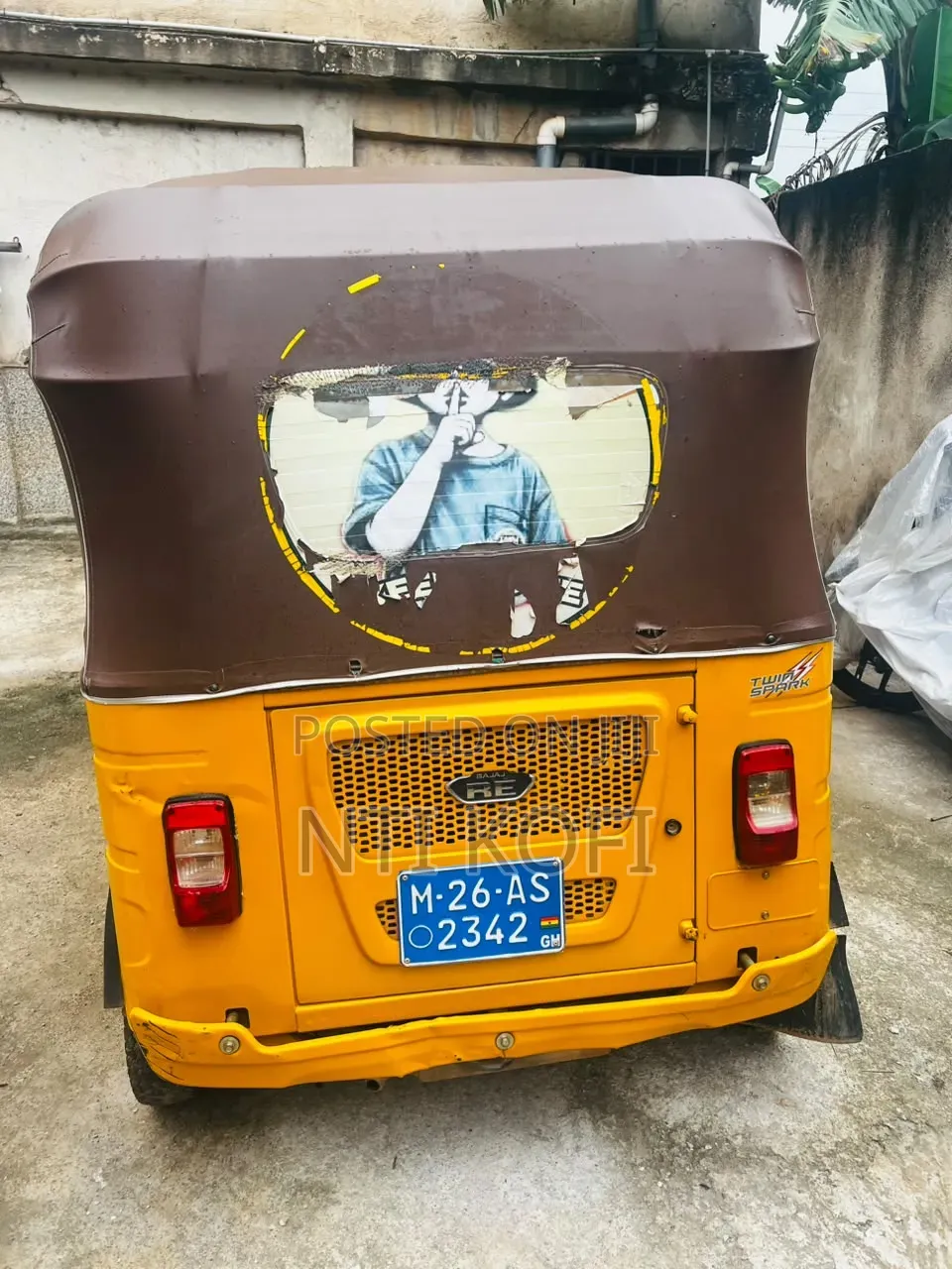 Bajaj RE 2026 Yellow