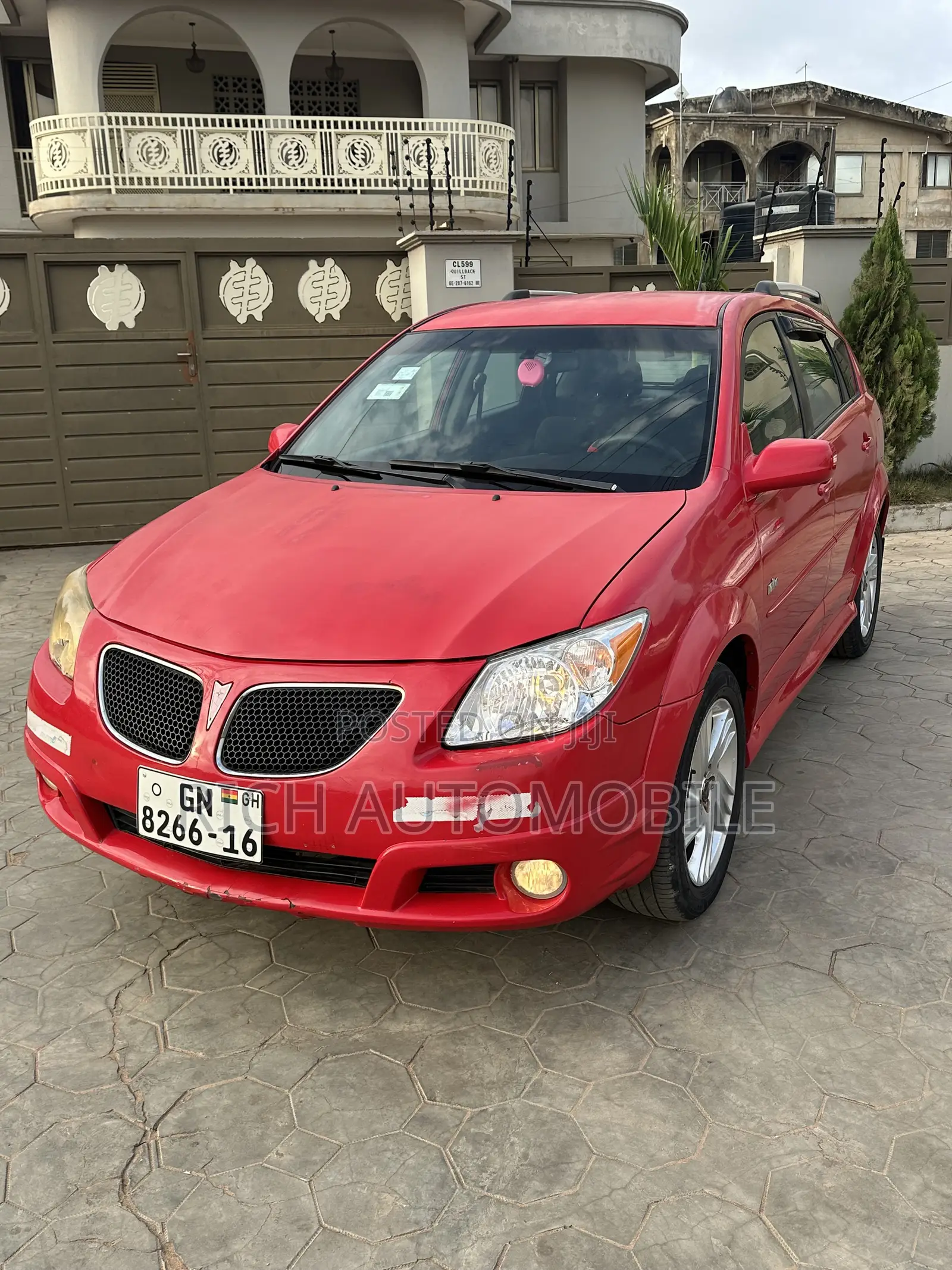Pontiac Vibe 2010 Red