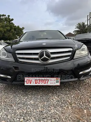Mercedes-Benz C250 2014 Black