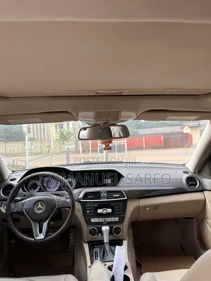 Mercedes-Benz C250 2014 Black