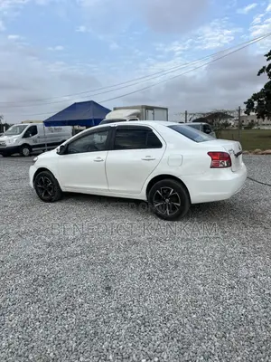 Toyota Belta 2010 White