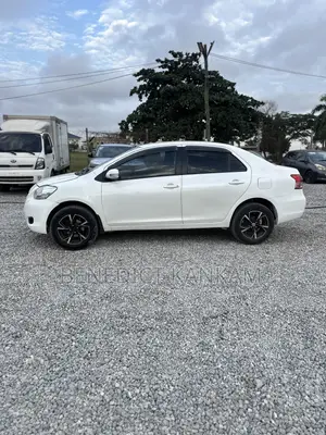 Toyota Belta 2010 White