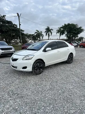 Toyota Belta 2010 White