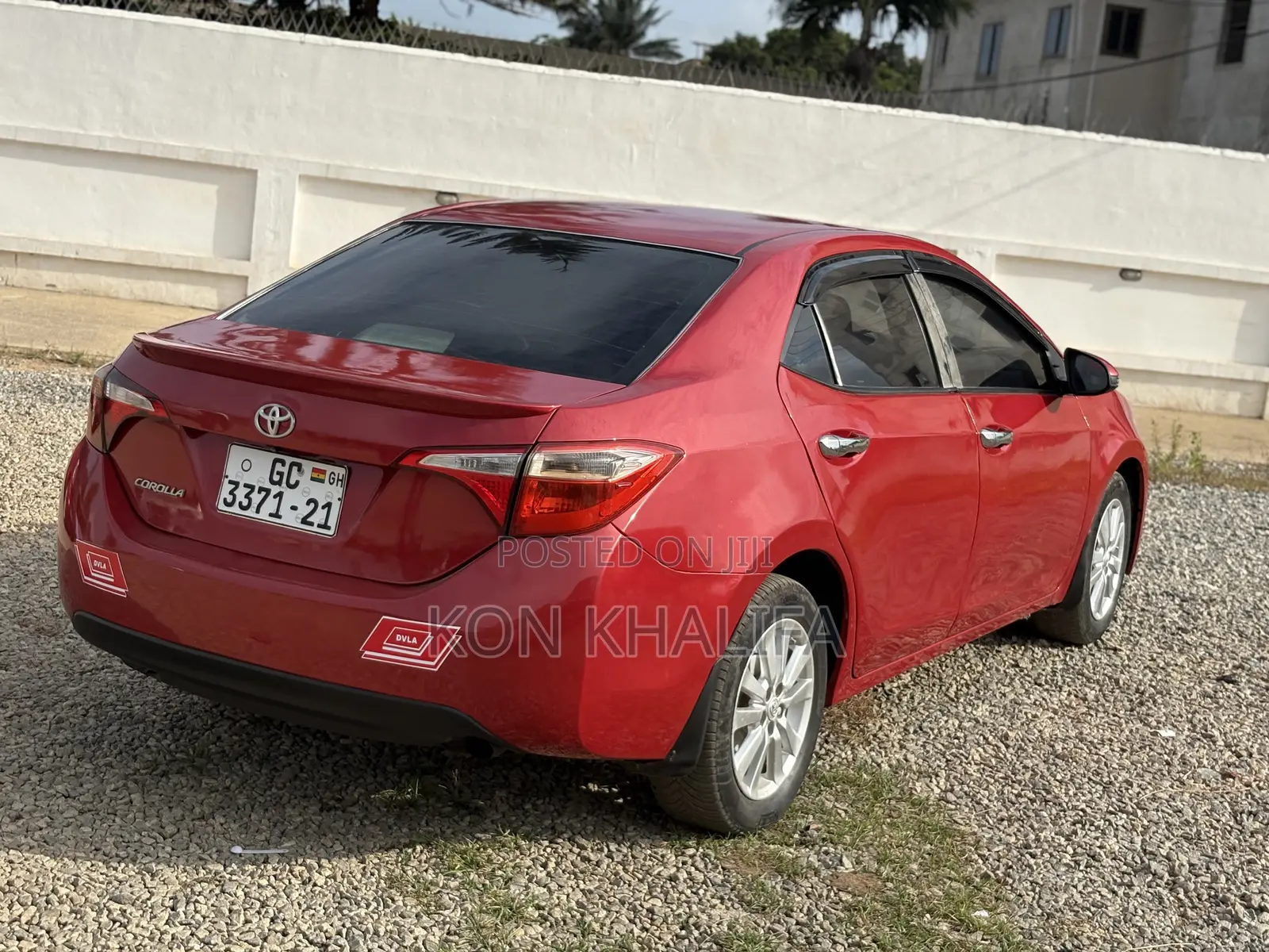 Toyota Corolla LE 4dr Sedan (1.8L 4cyl CVT) 2015 Red