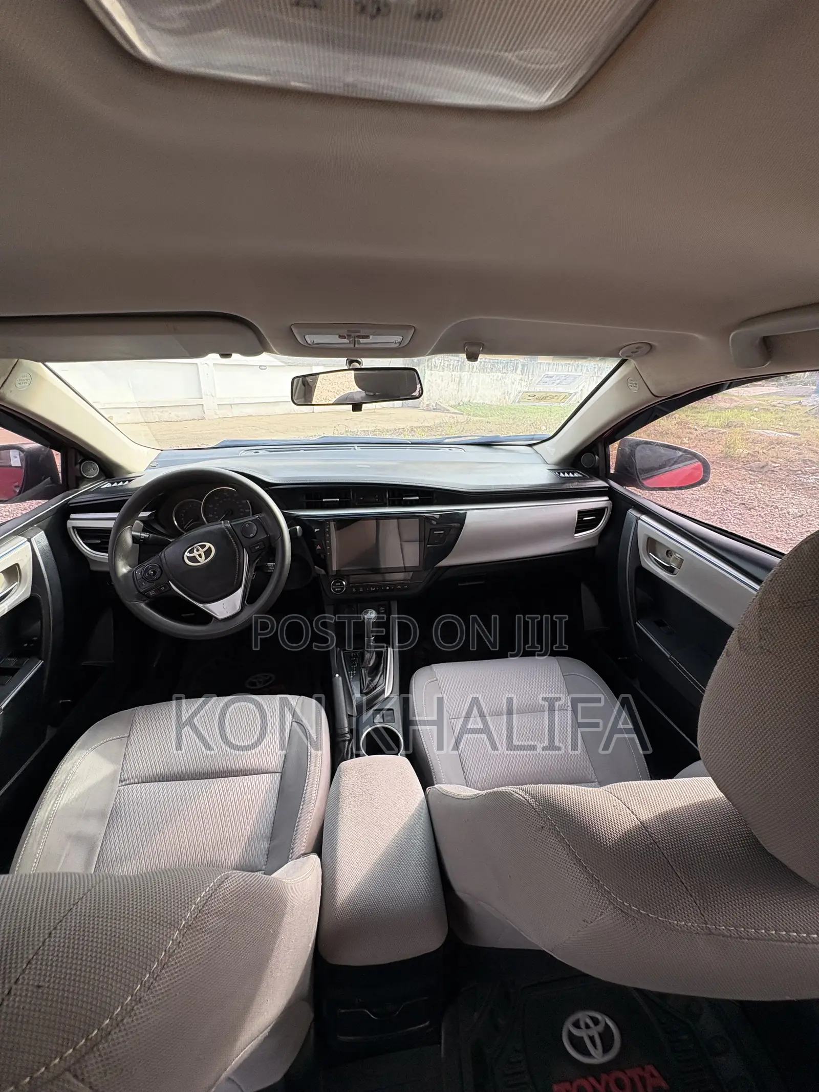 Toyota Corolla LE 4dr Sedan (1.8L 4cyl CVT) 2015 Red