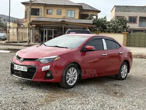 Toyota Corolla LE 4dr Sedan (1.8L 4cyl CVT) 2015 Red