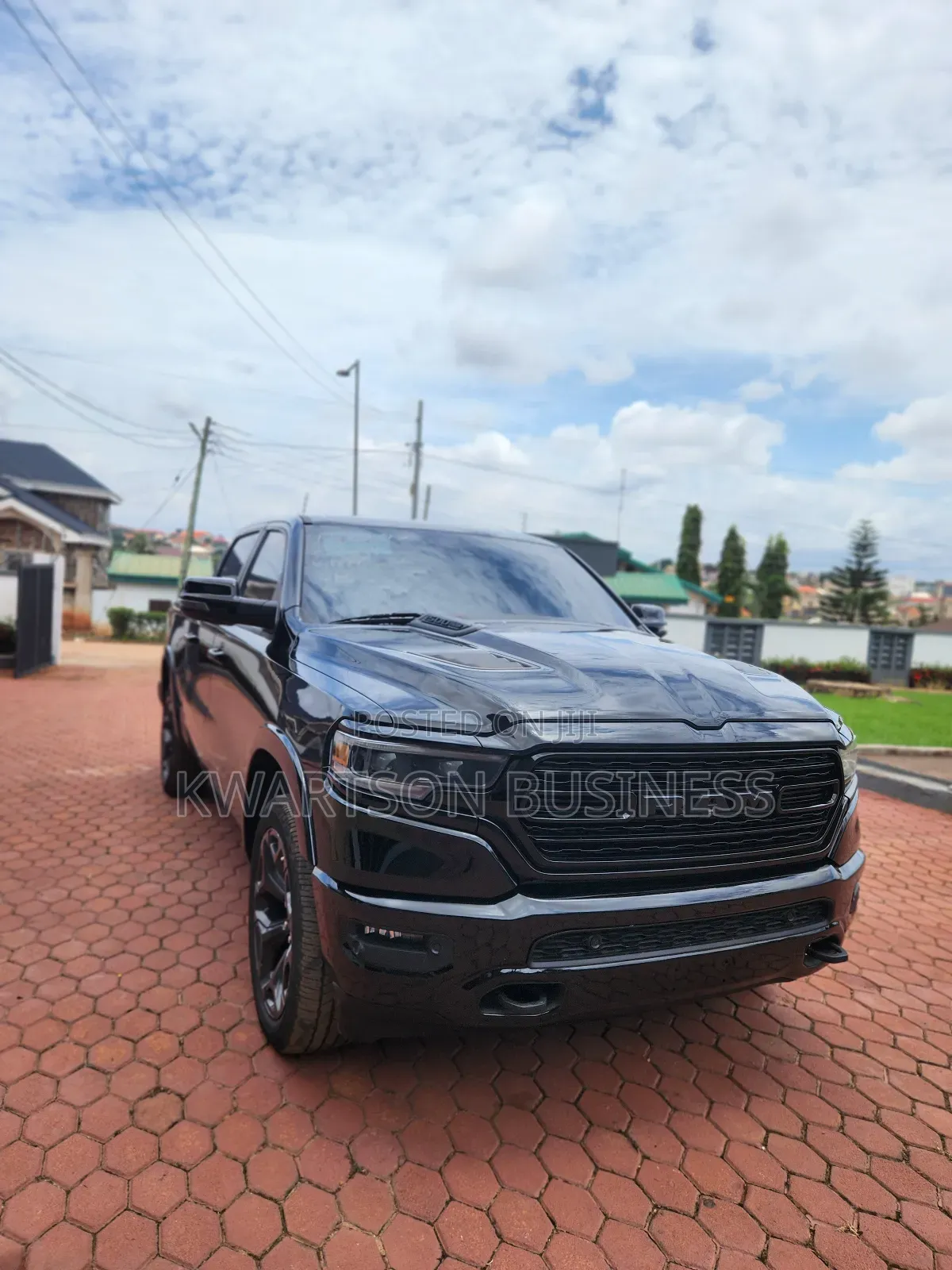 RAM 1500 2022 Black