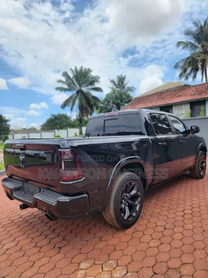 RAM 1500 2022 Black