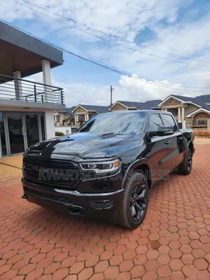 RAM 1500 2022 Black