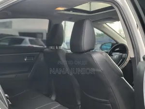 Toyota Corolla S 4dr Sedan (1.8L 4cyl CVT) 2016 Silver