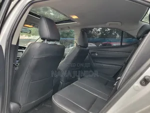 Toyota Corolla S 4dr Sedan (1.8L 4cyl CVT) 2016 Silver