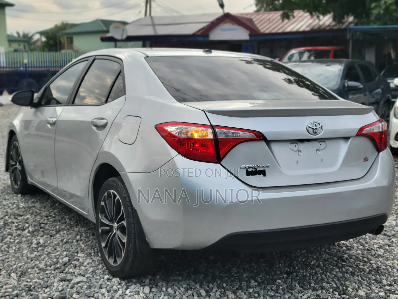 Toyota Corolla S 4dr Sedan (1.8L 4cyl CVT) 2016 Silver