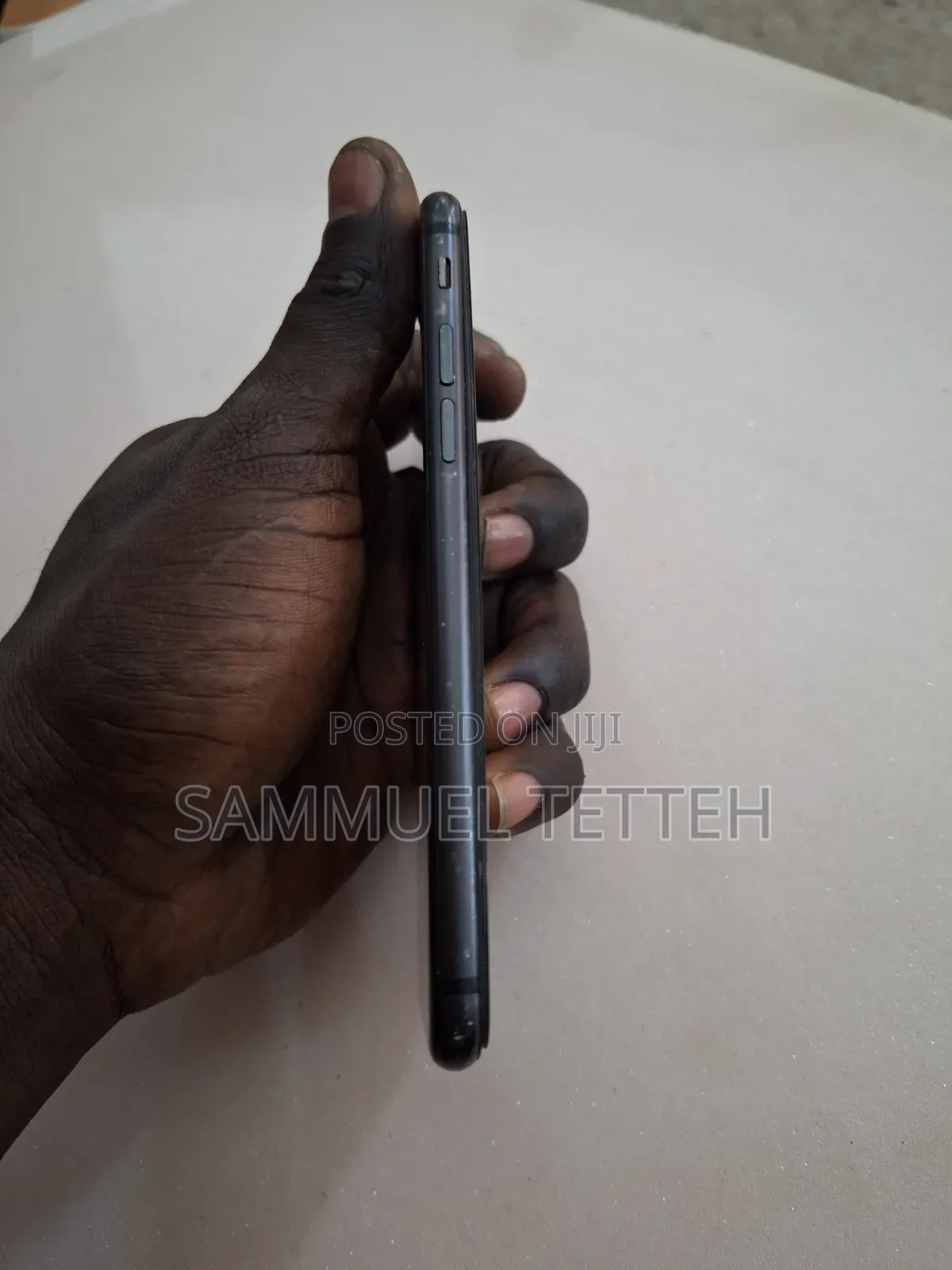 Apple iPhone 8 64 GB Gray