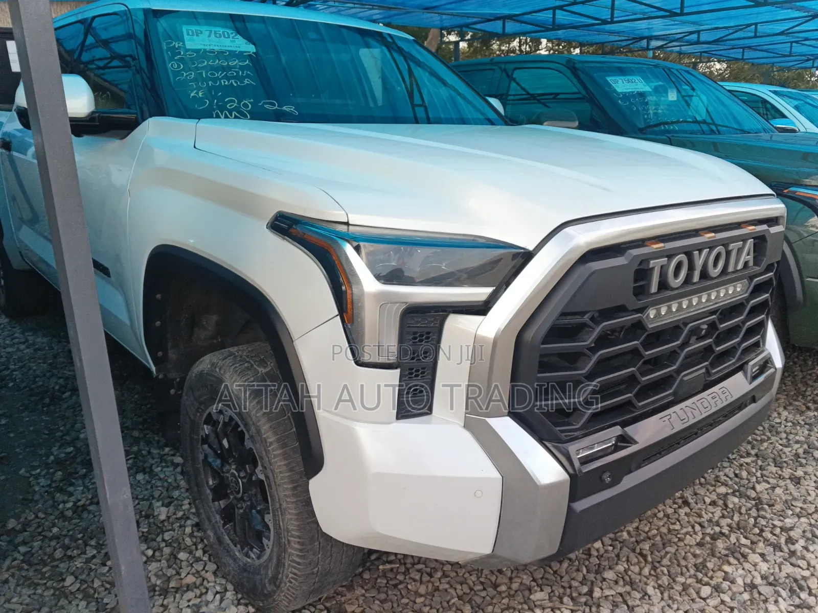 Toyota Tundra 2022 White