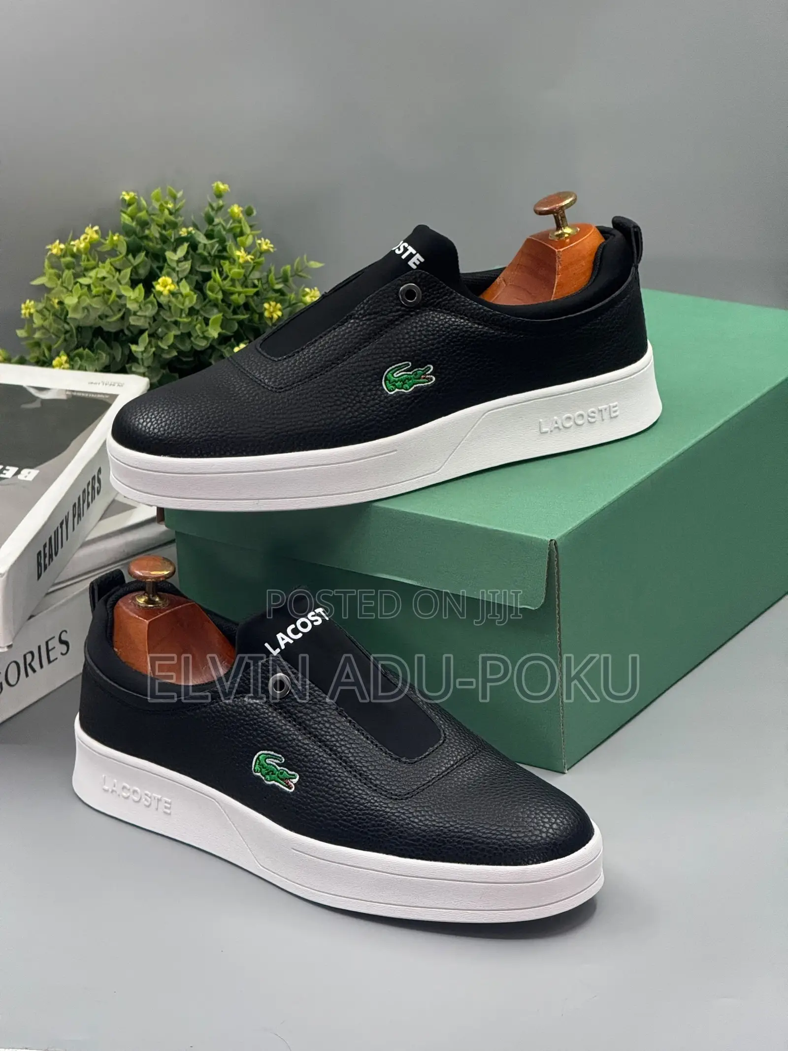 Lacoste Low Laceless Footwear , Swipe>