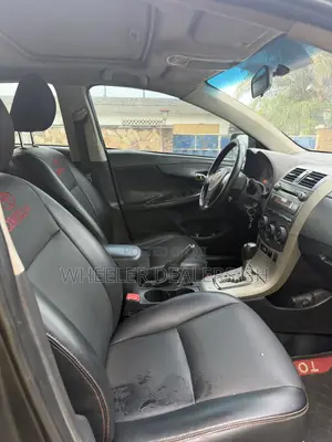 Toyota Corolla LE 4dr Sedan (1.8L 4cyl 4A) 2010 Gray
