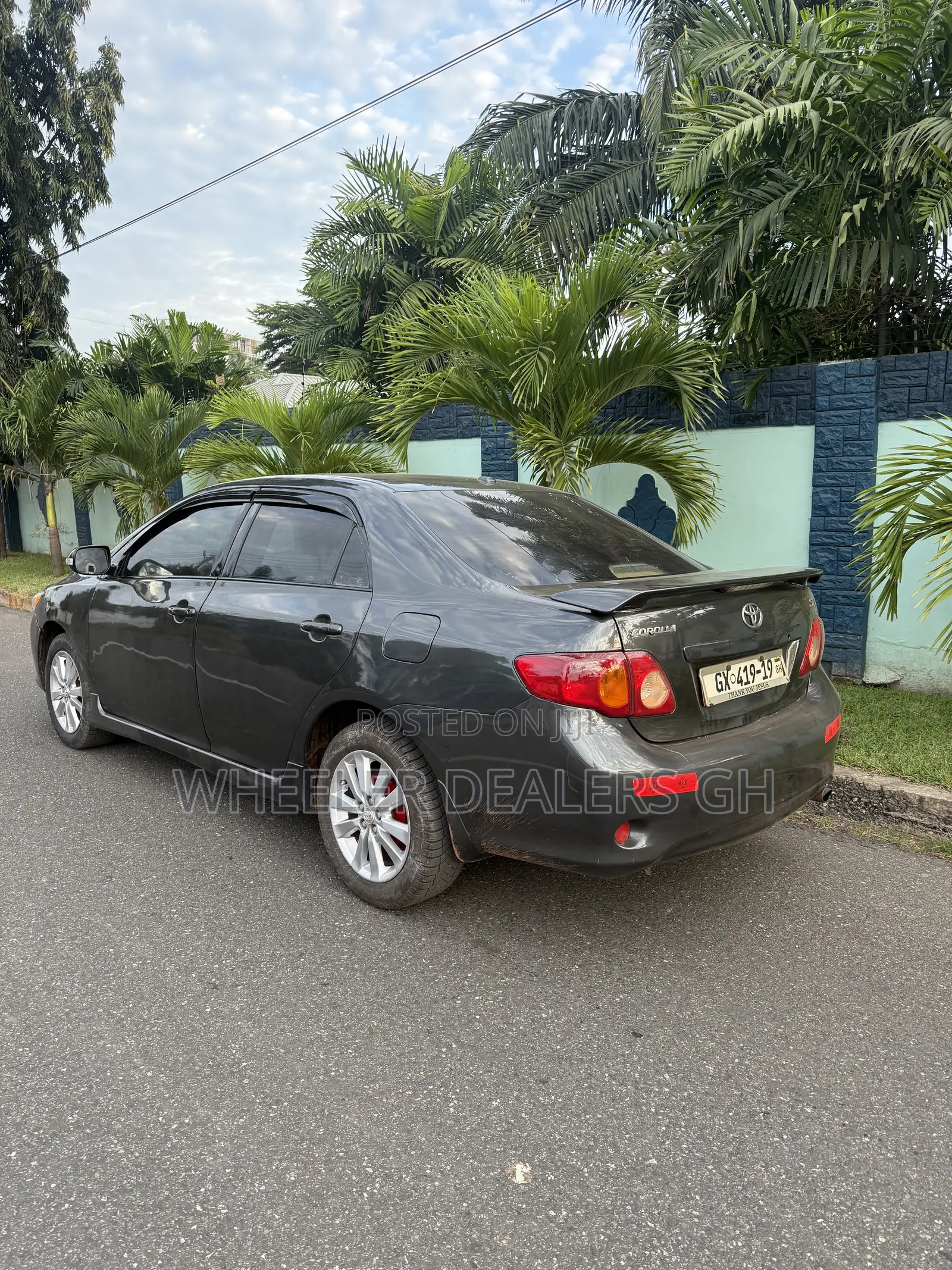 Toyota Corolla LE 4dr Sedan (1.8L 4cyl 4A) 2010 Gray
