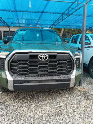 Toyota Tundra 2022 Green