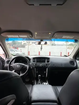 Nissan Pathfinder SL FWD 2013 Beige