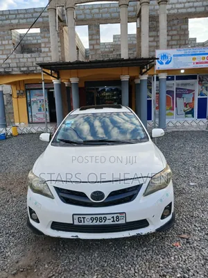 Toyota Corolla 2013 White