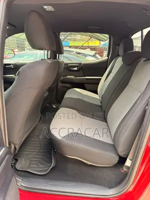 Toyota Tacoma 2020 Red