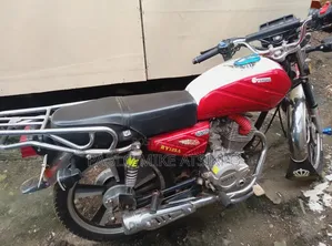 New Royal RY125 2026 Red