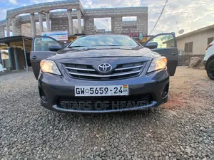 Toyota Corolla 2013 Gray