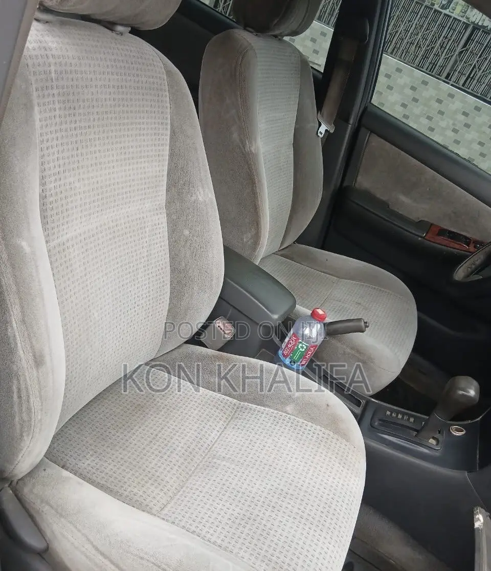 Toyota Corolla LE 2007 Gray