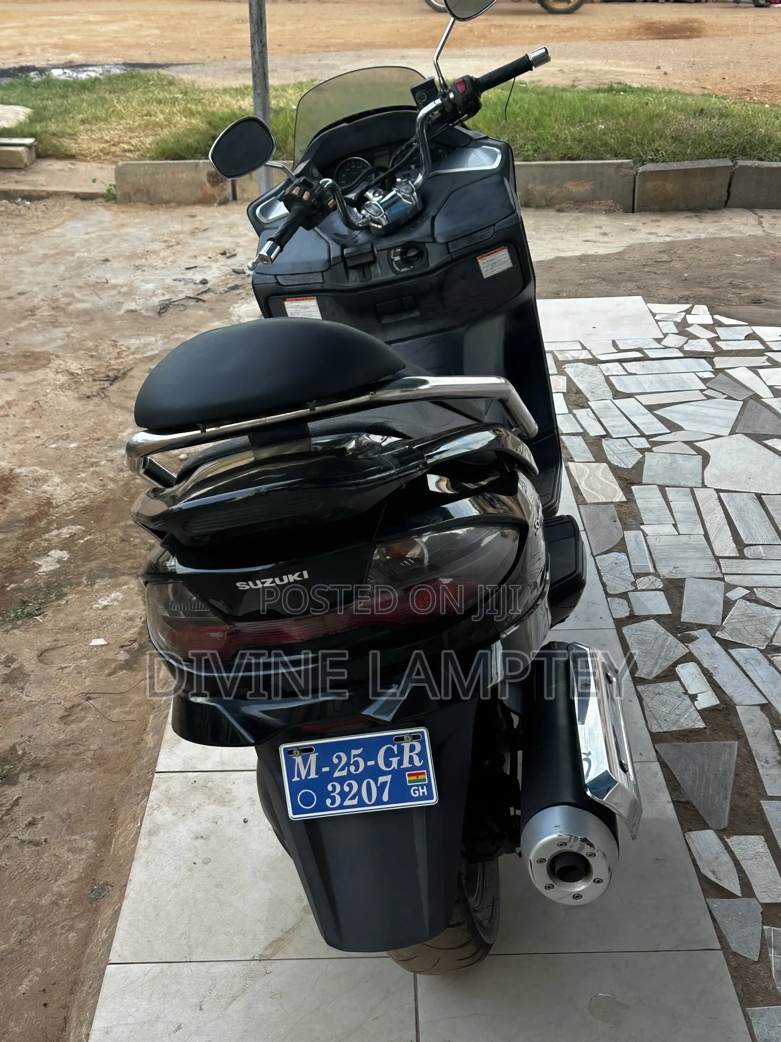 Suzuki Burgman 2016 Black