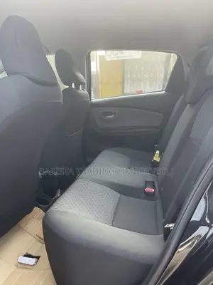 Toyota Yaris LE Hatchback 5dr 2015 Black