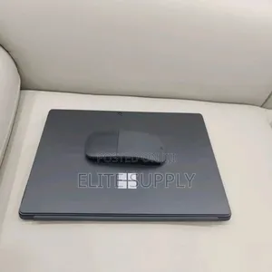 New Laptop Microsoft Surface Pro 8 16GB Intel Core i5 SSD 512GB