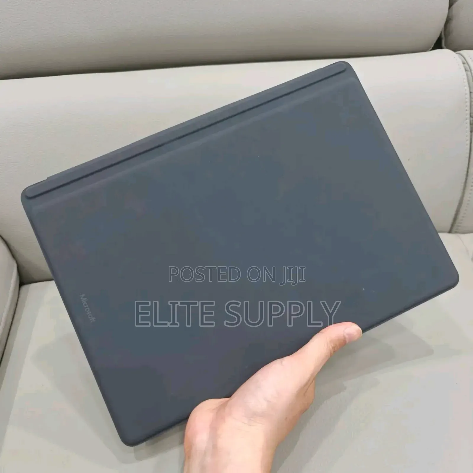 New Laptop Microsoft Surface Pro 8 16GB Intel Core i5 SSD 512GB