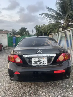 Toyota Corolla LE 4dr Sedan (1.8L 4cyl 4A) 2010 Black
