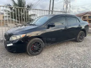 Toyota Corolla LE 4dr Sedan (1.8L 4cyl 4A) 2010 Black